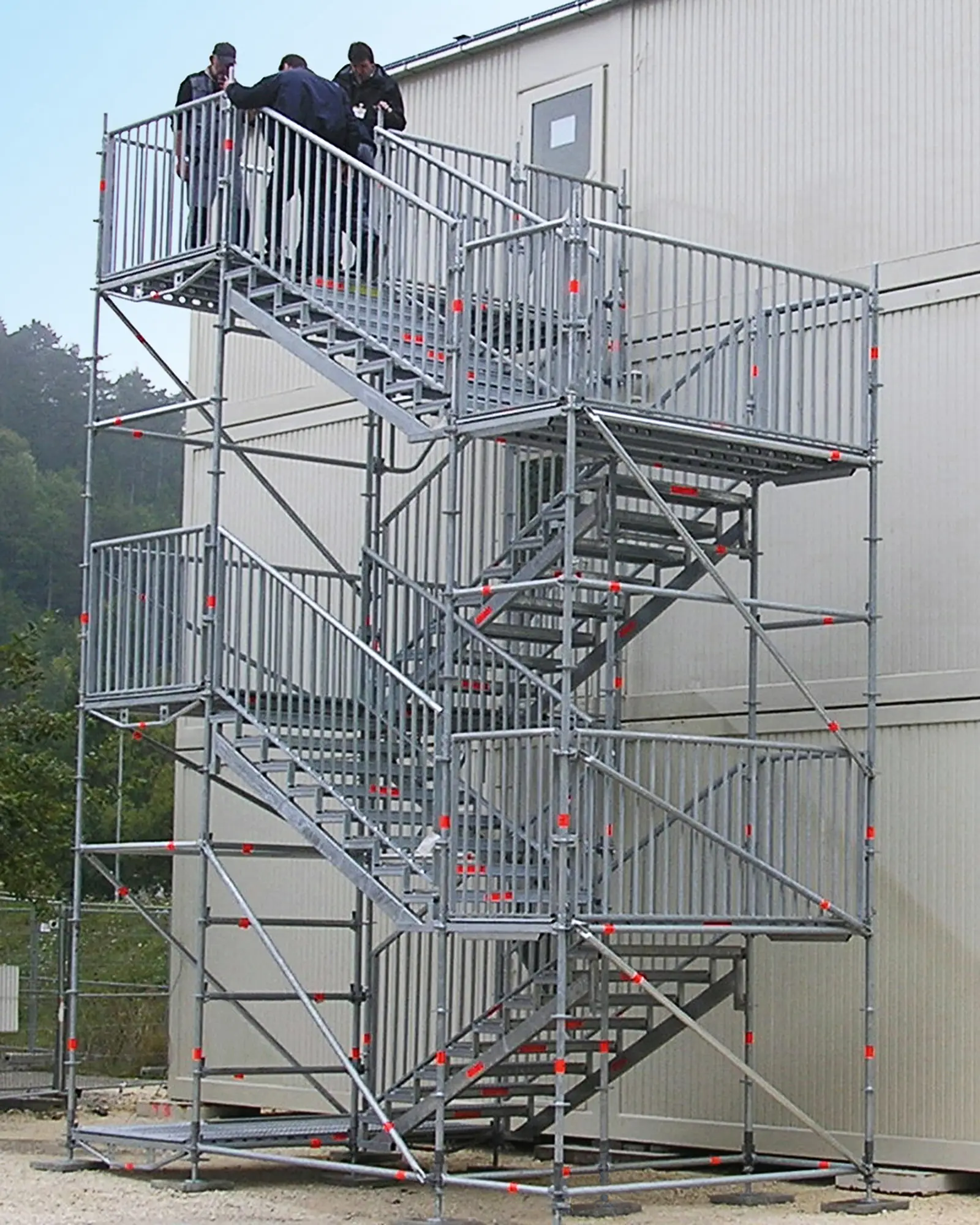 Layher 500/750 Public Access Staircase